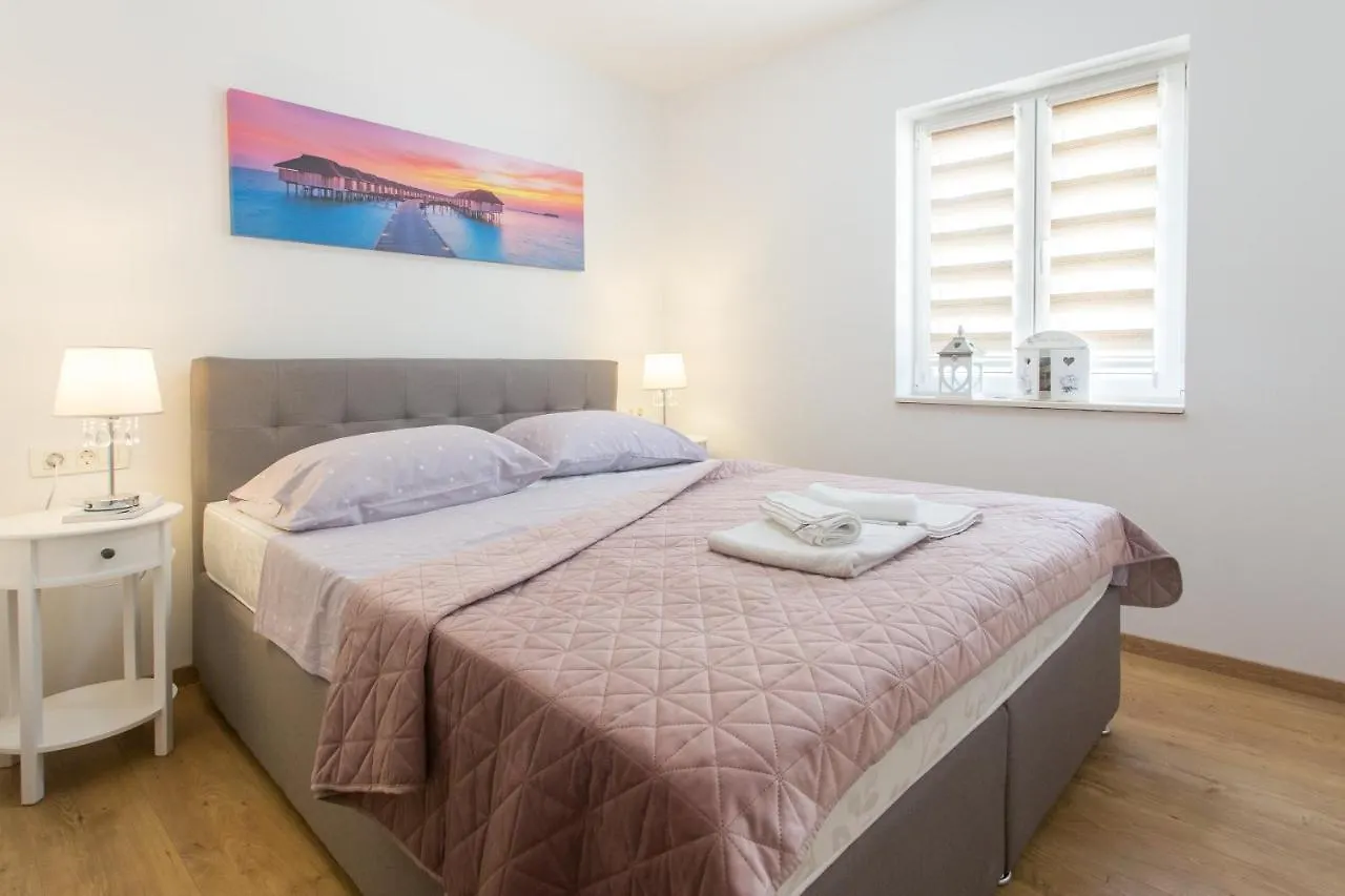 Villa Ivano With Sea&Mountain View Kastel Stari