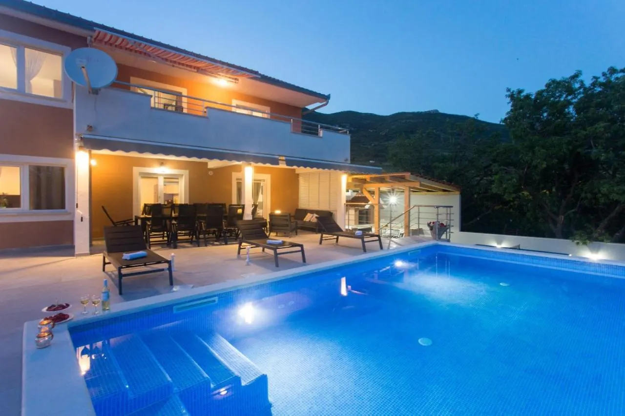 Villa Ivano With Sea&Mountain View Kastel Stari