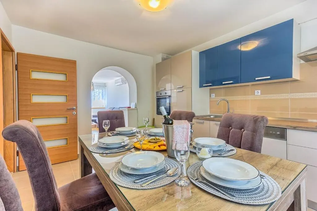 Villa Ivano With Sea&Mountain View Kastel Stari