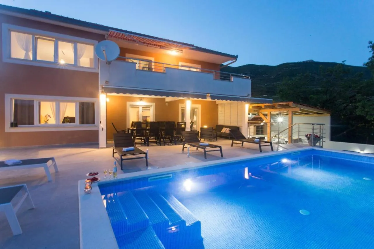 Villa Ivano With Sea&Mountain View Kastel Stari Croatia